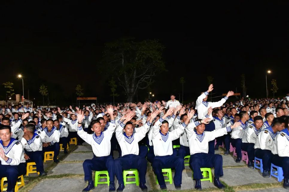 Kỷ luật tôi rèn bản lĩnh tuổi đôi mươi