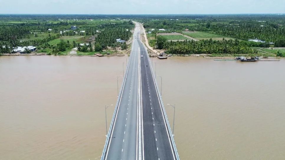 <i>Dự án cầu Đại Ngãi 2 nhìn từ trên cao. Ảnh: Bùi Nguyên</i>