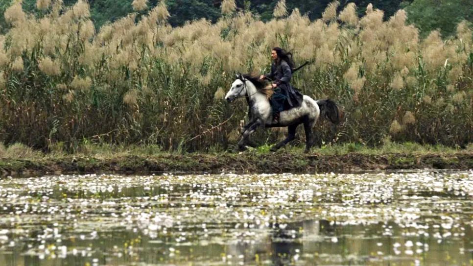 Cảnh quay ấn tượng trong <i>Hộ linh tráng sĩ: Bí ẩn mộ vua Đinh</i>