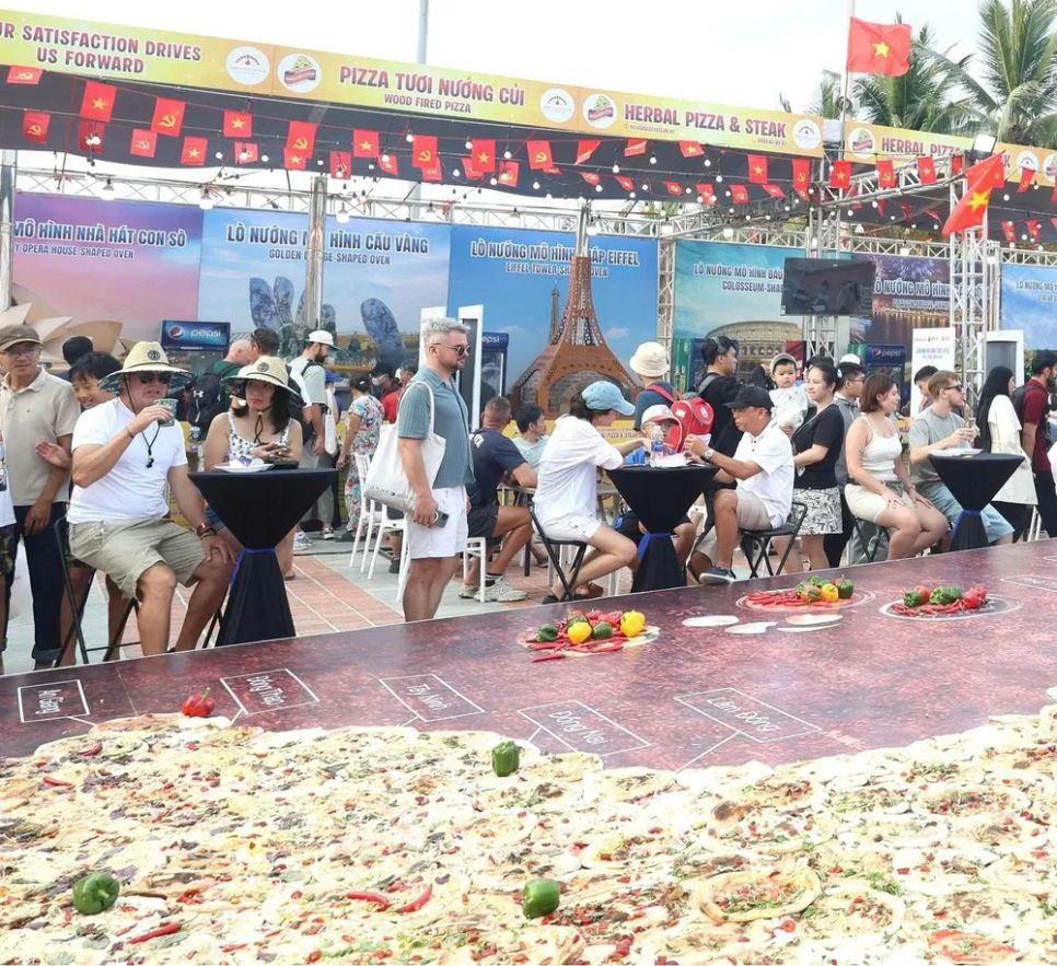 Nhiều sản phẩm du lịch hấp dẫn được ngành du lịch TP Đà Nẵng đưa vào phục vụ người dân và du khách dịp Giỗ Tổ Hùng Vương và kỳ nghỉ lễ 30-4 và 1-5 <br>