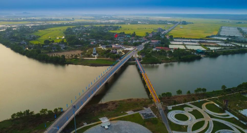 Cảnh quan Khu di tích quốc gia đặc biệt Đôi bờ Hiền Lương - Bến Hải sau khi được trùng tu, tôn tạo