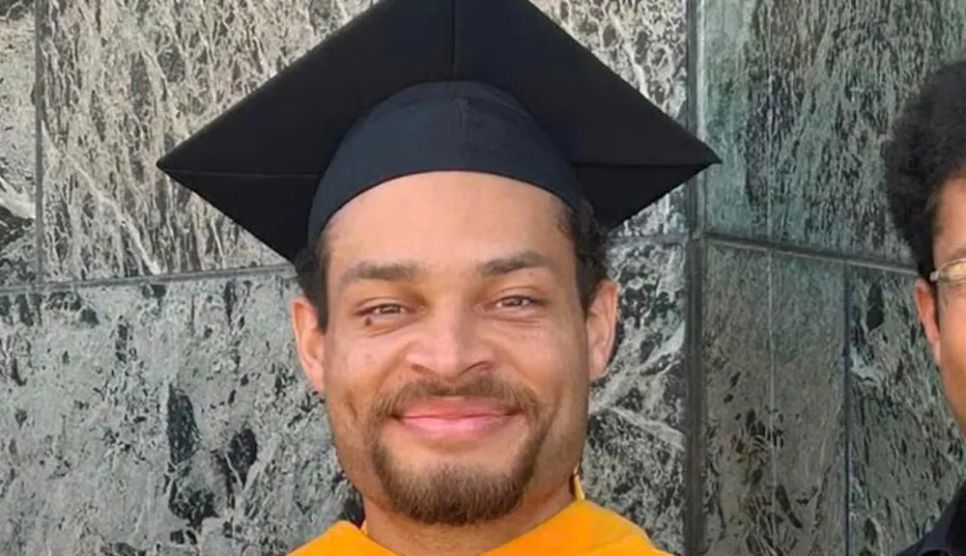 Cole Tomas Allen. Ảnh: NEFOXIN