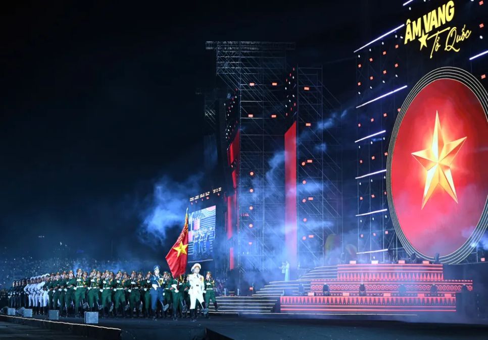 Các lực lượng vũ trang xuất hiện trong phần <i>Bình yên tổ quốc </i>