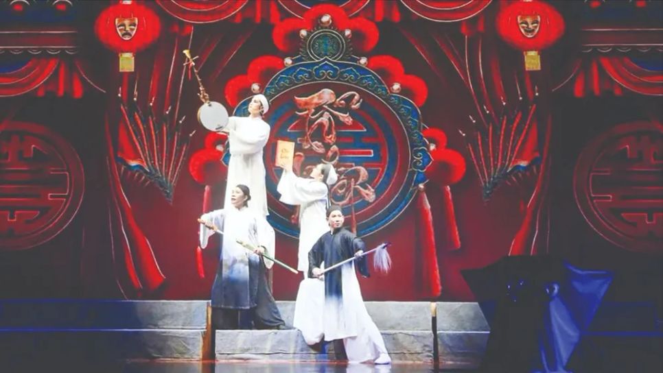 Một cảnh trong vở Nhật thực