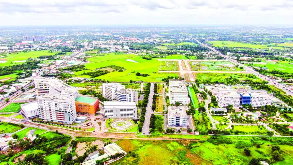 Cụm Y tế Tân Kiên - “campus” theo mô hình Viện - Trường hiện đại nhất Việt Nam (ẢNH: HOÀNG HÙNG)