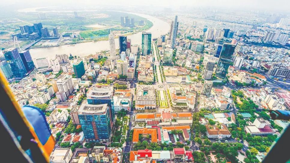 Sông Sài Gòn đoạn qua trung tâm TPHCM khu vực phường Sài Gòn. Ảnh: PHÚ THỌ