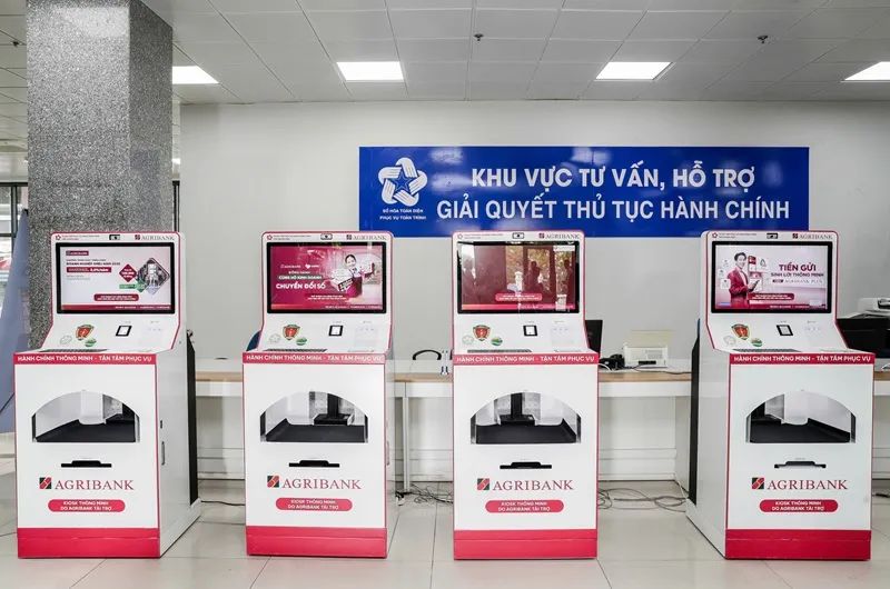 Mô hình Kiosk thông minh và hệ thống xác thực, cấp bản sao số, tài liệu điện tử tại Trung tâm phục vụ hành chính công tỉnh Quảng Ninh