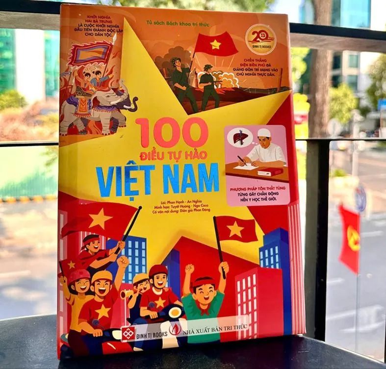 Sách tranh 100 điều tự hào Việt Nam. ẢNH: HỒ SƠN