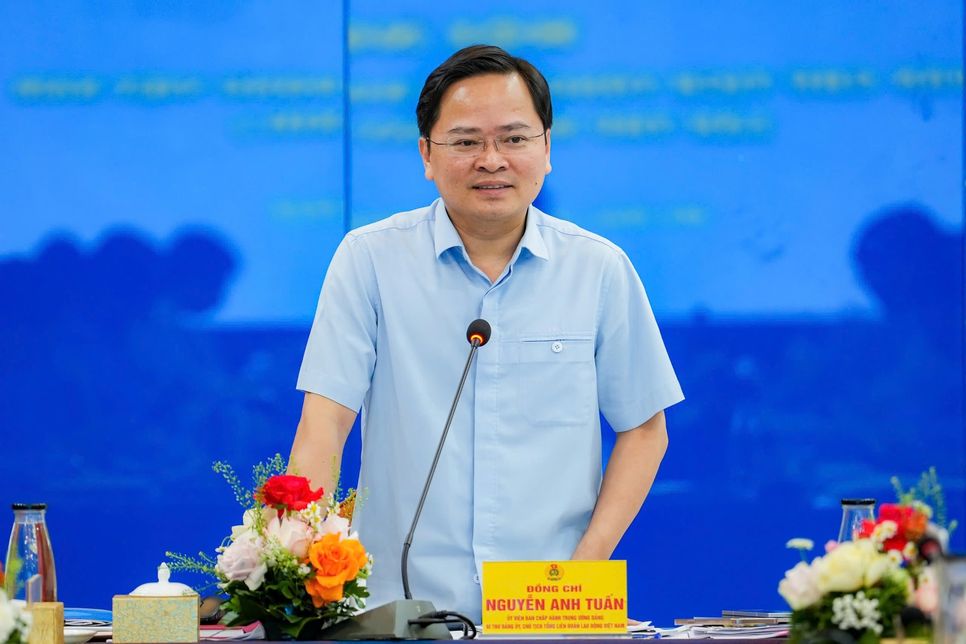 Chủ tịch Tổng Liên đoàn Lao động Việt Nam Nguyễn Anh Tuấn