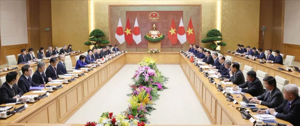 Thủ tướng Lê Minh Hưng chủ trì lễ đón chính thức Thủ tướng Nhật Bản Takaichi Sanae