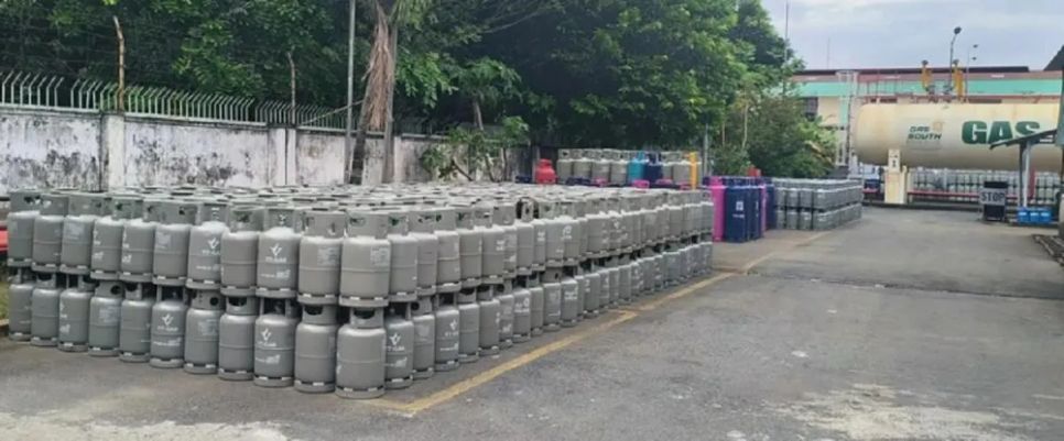 Theo Cục Thống kê, giá gas và nhiên liệu tăng cao là những nguyên nhân chính khiến chỉ số CPI và lạm phát cơ bản tăng. Ảnh: L.T
