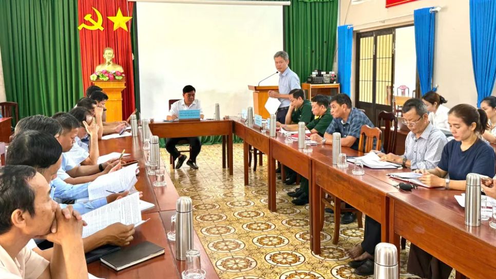 Quang cảnh cuộc họp