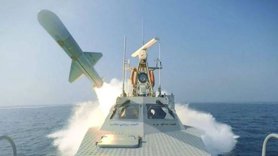 Một cuộc tập trận hải quân Iran tại eo biển Hormuz hồi tháng 2-2026. Ảnh: Hãng thông tấn WANA