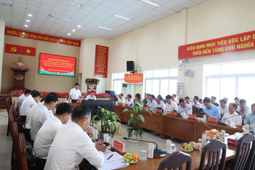 TPHCM đẩy nhanh bồi thường, giải phóng mặt bằng dự án cải tạo nhà trên và ven kênh rạch