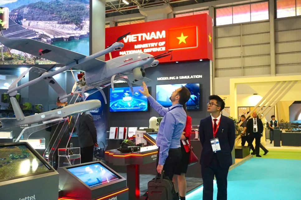 Tại SAHA 2026, Viettel High Tech đã giới thiệu hệ sinh thái sản phẩm công nghệ cao 73 sản phẩm thuộc 8 lĩnh vực chủ chốt. Ảnh: VTM