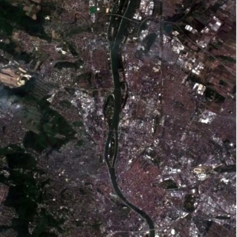 Ảnh VNREDSat-1 chụp thành phố Budapest (Hungary), ngày 5-5-2026. Nguồn: VAST
