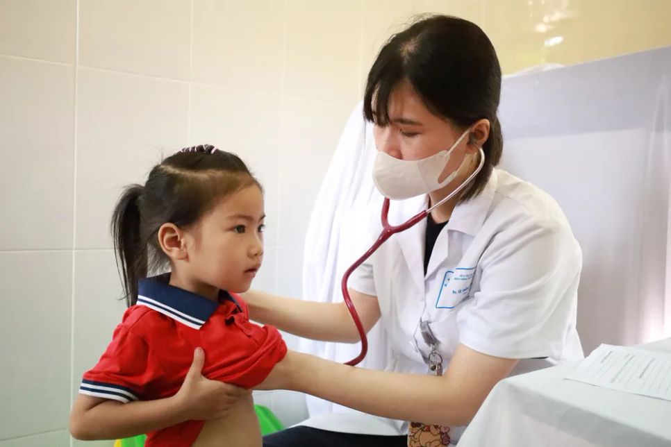 Trẻ em dưới 6 tuổi được khám sức khỏe định kỳ ít nhất 1 lần/năm