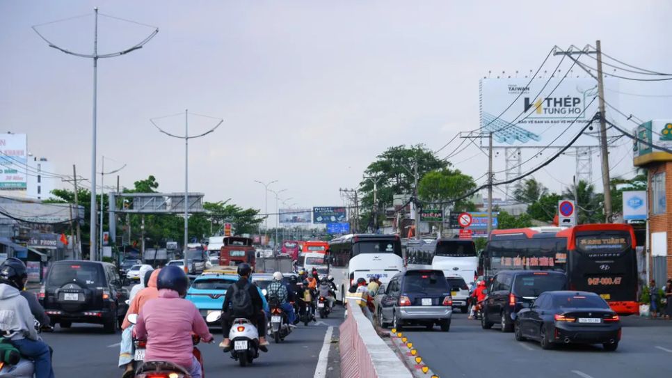 TPHCM kiến nghị tiếp nhận quản lý đoạn tuyến quốc lộ 1 từ nút giao Tân Vạn đến cầu Đồng Nai. Ảnh: QUỐC HÙNG