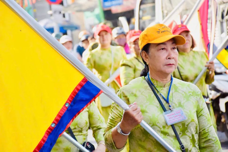 Các thành viên ban tế tự và ban tiếp tân