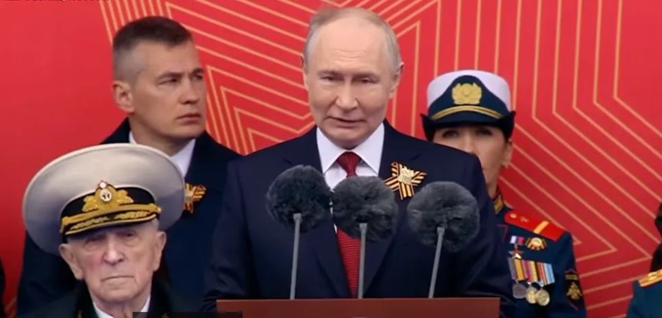 Tổng thống Nga Vladimir Putin đọc diễn văn tại lễ kỷ niệm 81 năm Ngày Chiến thắng phát xít Đức (9-5-1945 - 9-5-2026). Ảnh: RT