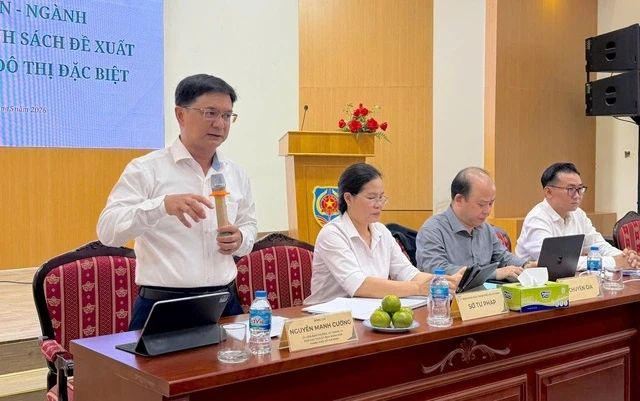 Phó chủ tịch UBND TP.HCM Nguyễn Mạnh Cường phát biểu tại buổi làm việc