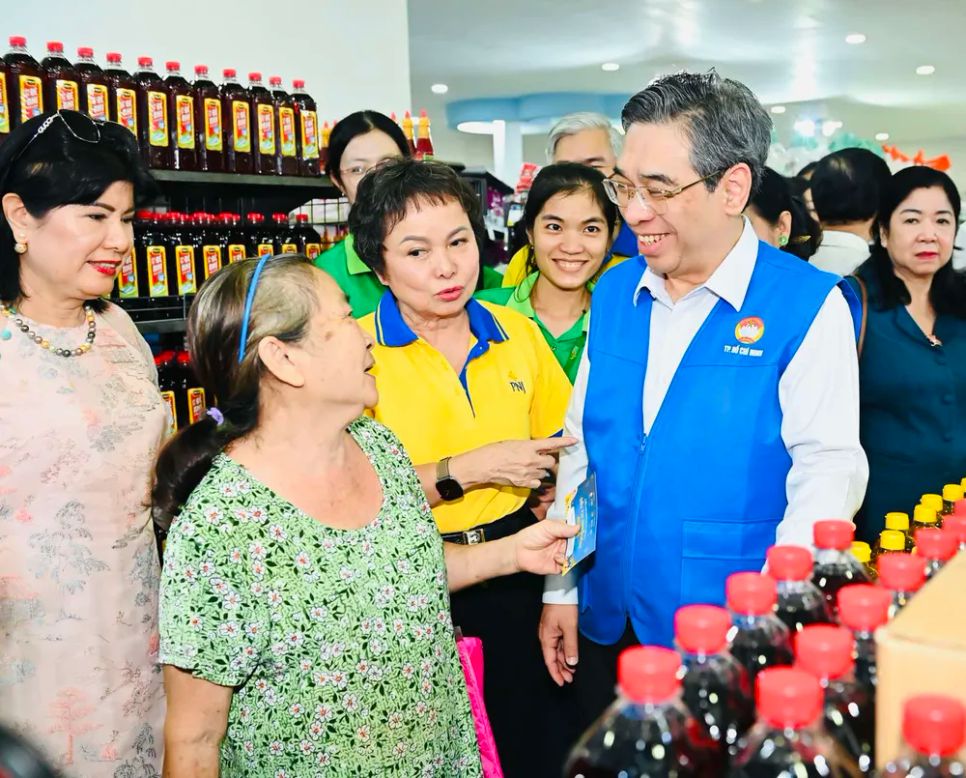 TPHCM: Cầu nối giữa chính sách và lòng dân