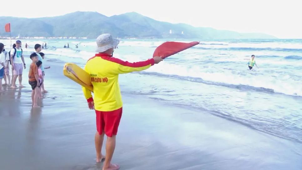 Đà Nẵng: Sắc màu SUP khuấy động biển mùa hè
