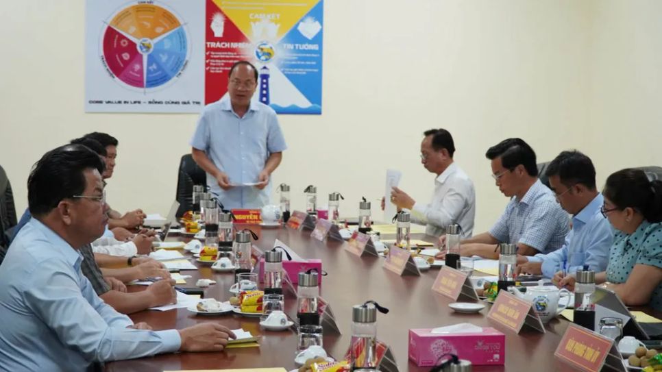 Bí thư Tỉnh ủy Cà Mau Nguyễn Hồ Hải phát biểu tại buổi làm việc