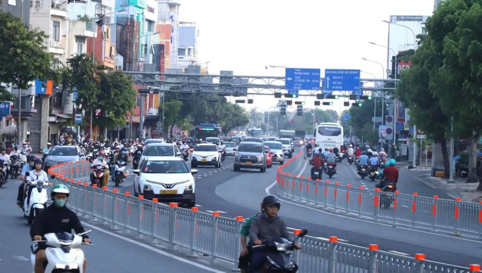TPHCM triển khai đảo chiều làn xe đường Cộng Hòa sớm 1 ngày