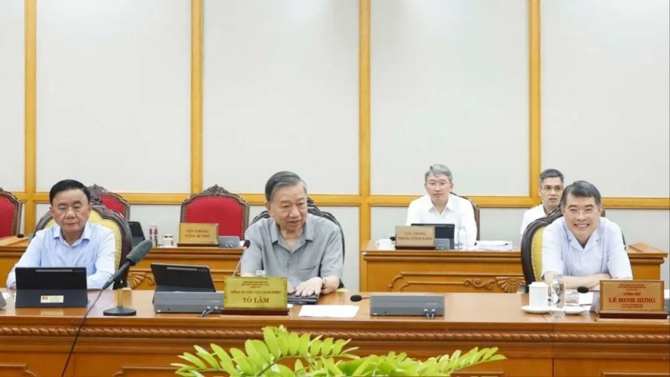 Tổng Bí thư, Chủ tịch nước Tô Lâm, Thủ tướng Lê Minh Hưng, Thường trực Ban Bí thư Trần Cẩm Tú tại cuộc họp