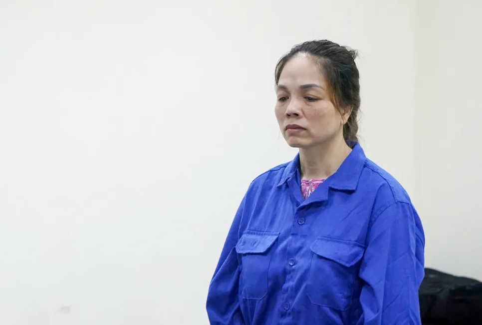 Bị cáo Nguyễn Thị Vân Anh tại phiên tòa. Ảnh: PHÙNG ANH