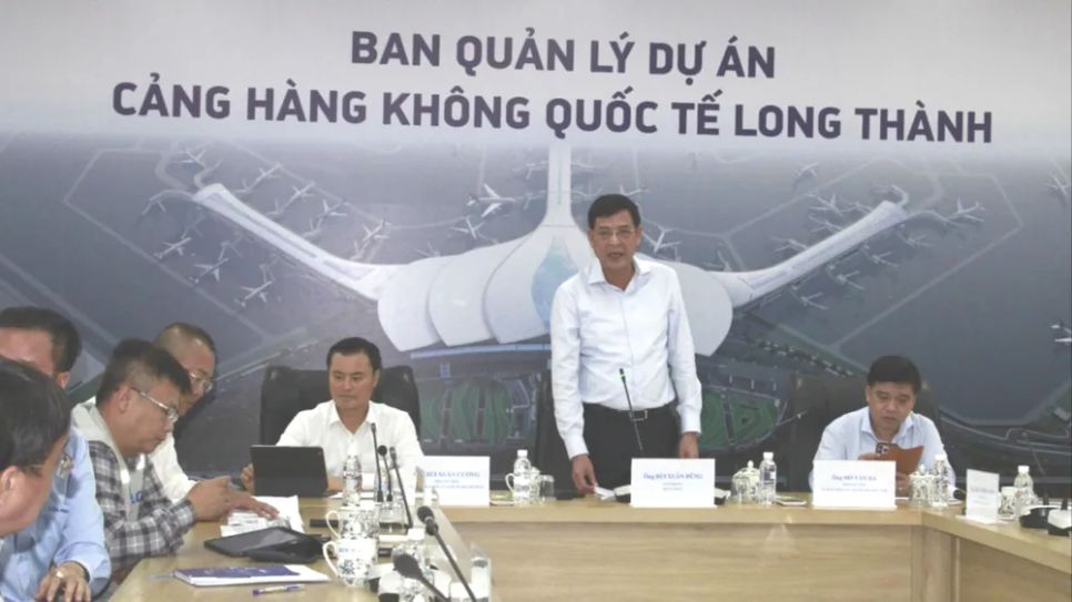 Thứ trưởng Bộ Xây dựng Bùi Xuân Dũng phát biểu tại buổi làm việc