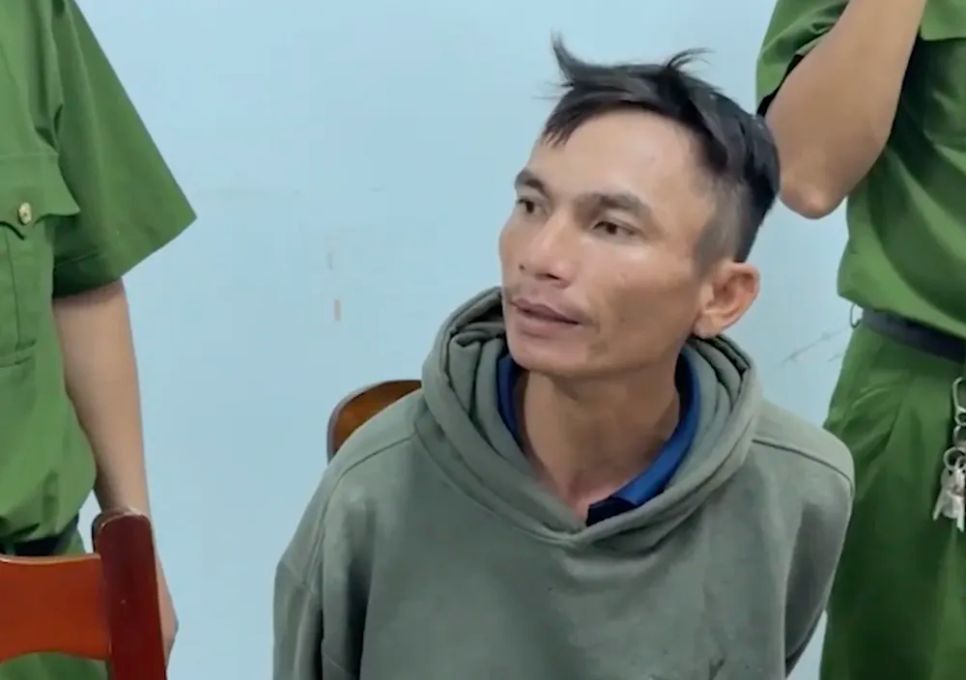 Lê Dương Nghĩa tại cơ quan công an