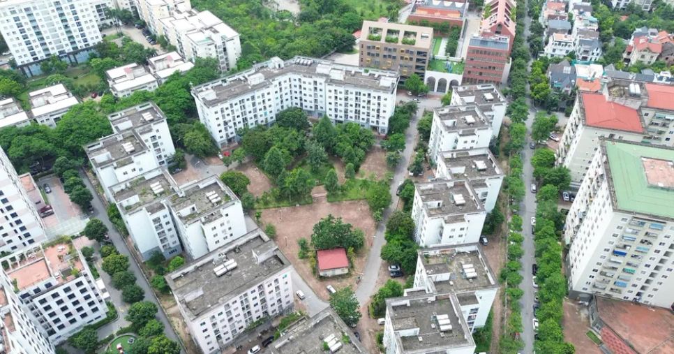 Nhà ở xã hội là nhu cầu cấp thiết của người dân có thu nhập thấp. (Ảnh: Khánh Hùng/Vietnam+)