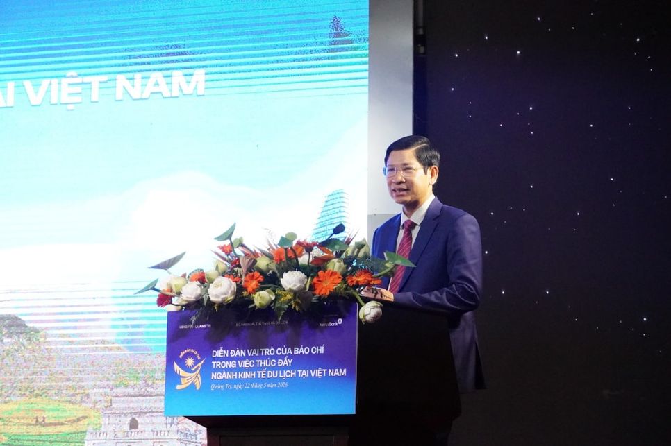 Ông Hồ An Phong - Thứ trưởng Bộ Văn hóa, Thể thao và Du lịch phát biểu khai mạc diễn đàn Ông Hồ An Phong - Thứ trưởng Bộ Văn hóa, Thể thao và Du lịch phát biểu khai mạc diễn đàn