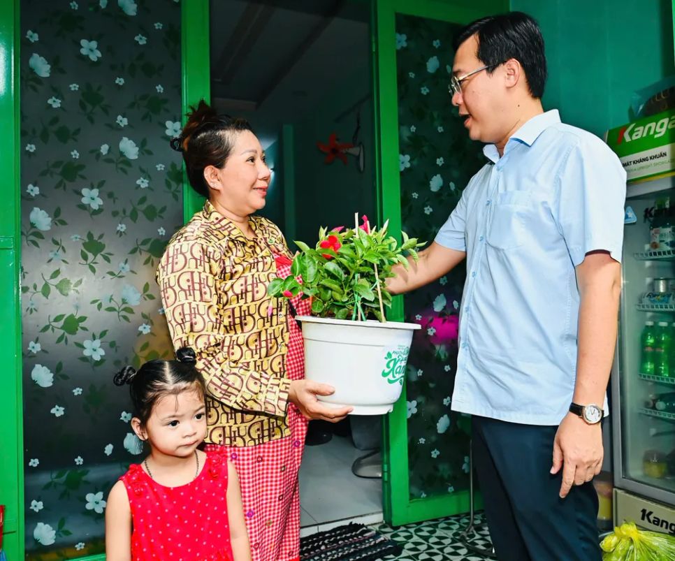 Chung tay xây dựng TPHCM xanh, sạch, đẹp