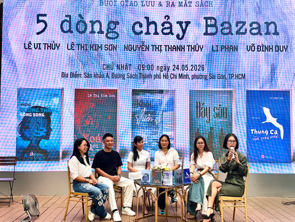 Các tác giả trẻ nổi bật của Gia Lai hiện nay, từ trái qua: Li Phan, Võ Đình Duy, Nguyễn Thị Thanh Thúy, Lê Thị Kim Sơn và Lê Vi Thủy