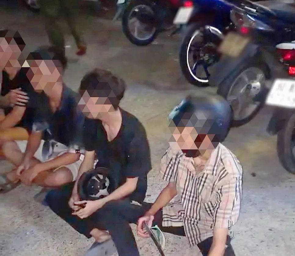 Lực lượng CSGT TP Đồng Nai xử lý các đối tượng có hành vi vi phạm, gây mất trật tự công cộng