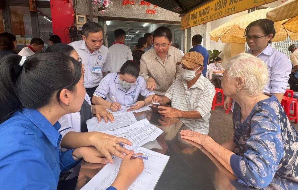 TPHCM: Chi hơn 2.500 tỷ đồng khám sức khỏe miễn phí cho người dân