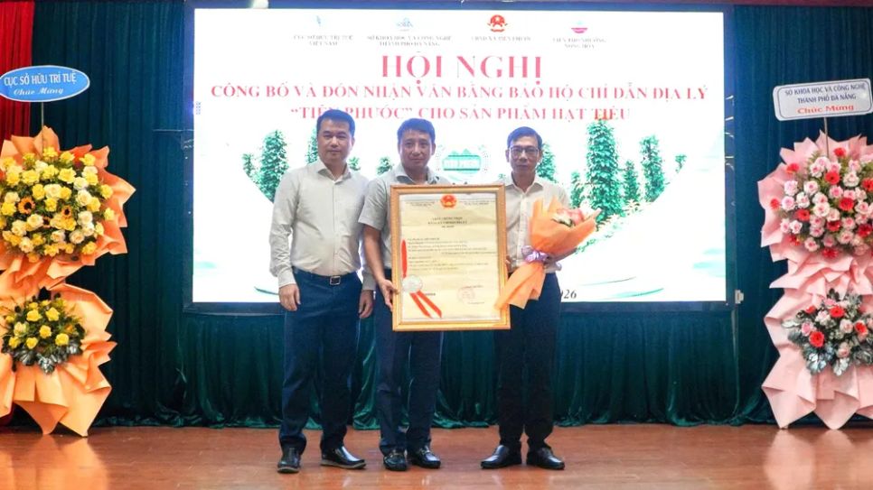 Cấp văn bằng bảo hộ chỉ dẫn địa lý cho hạt tiêu Tiên Phước