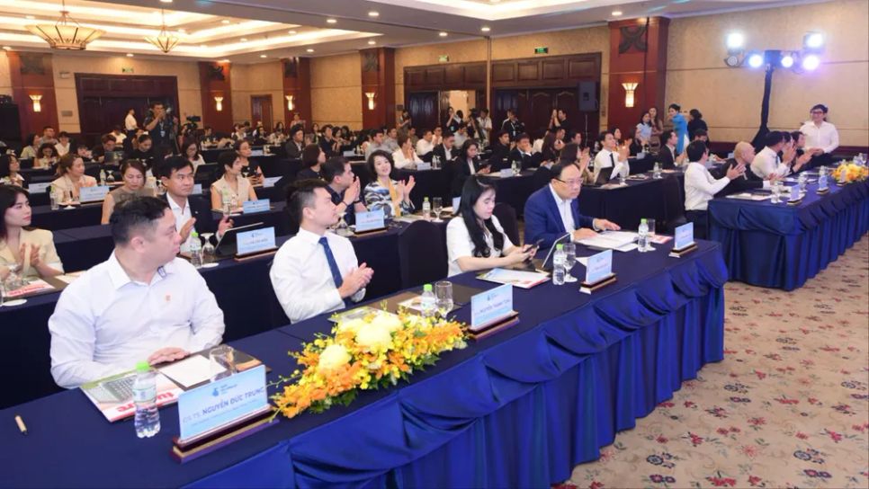 Quang cảnh buổi họp báo