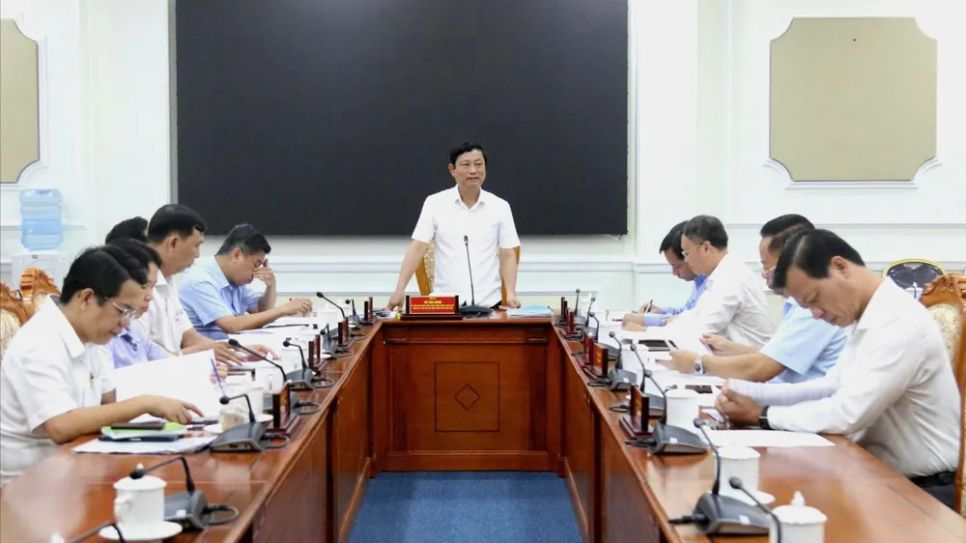 Đồng chí Võ Văn Minh chủ trì cuộc họp