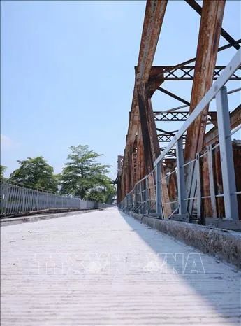 Cầu Long Biên sẵn sàng thông xe từ 0h ngày 28-5 Cầu Long Biên sẵn sàng thông xe từ 0h ngày 28-5