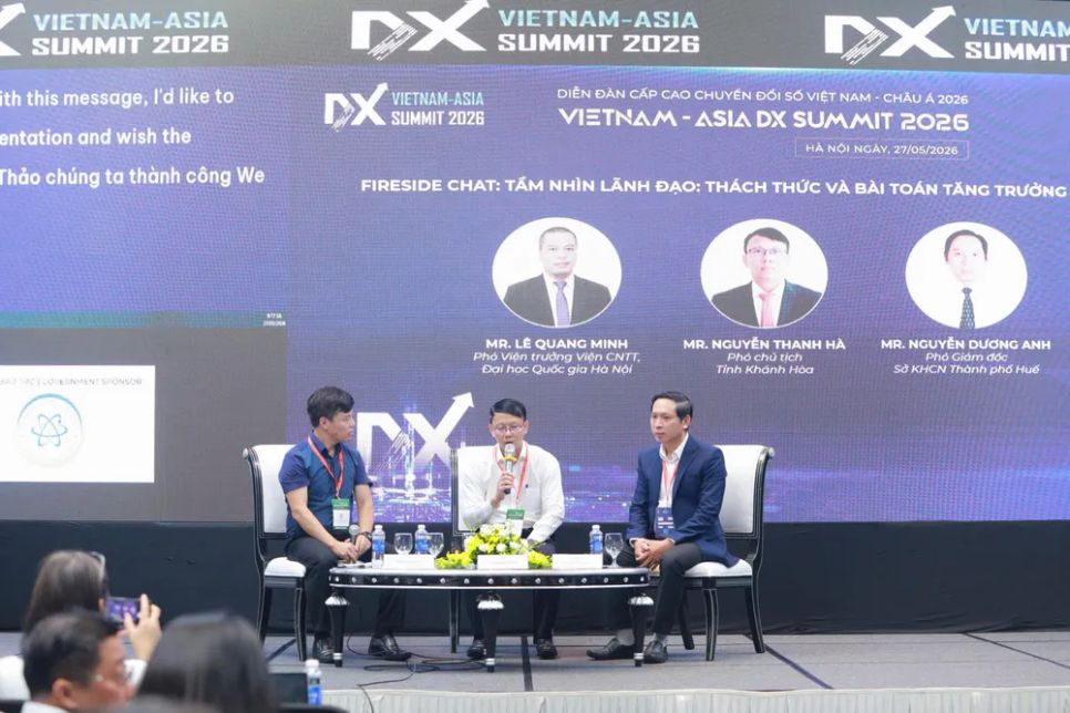 Các đại biểu thảo luận tại hội thảo Các đại biểu thảo luận tại hội thảo