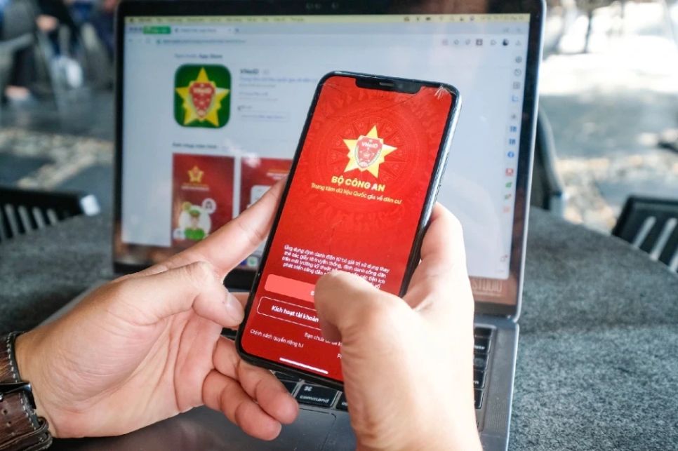 Phê duyệt đề án phát triển VNeID thành siêu ứng dụng quốc gia Phê duyệt đề án phát triển VNeID thành siêu ứng dụng quốc gia