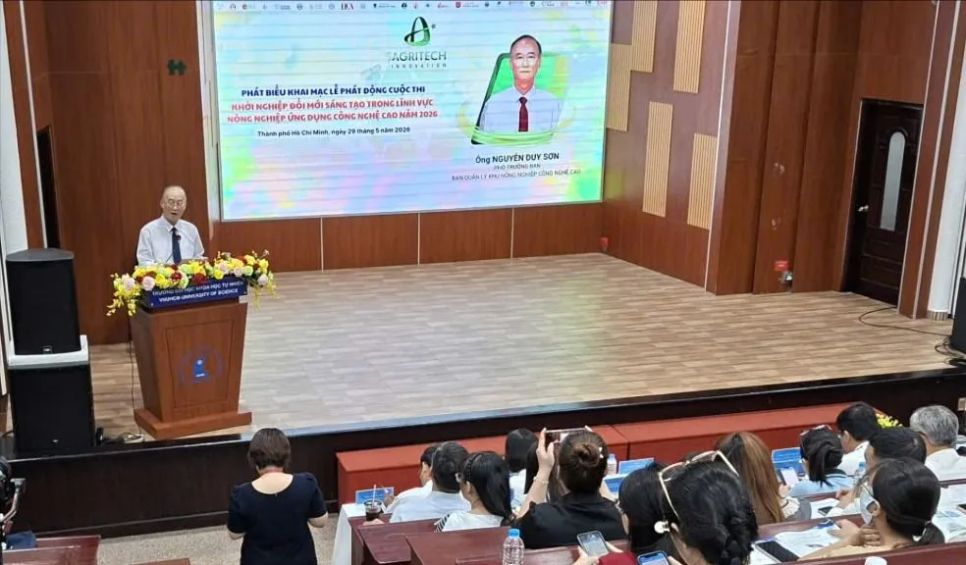 Ông Nguyễn Duy Sơn, Phó Trưởng Ban Quản lý Khu Nông nghiệp Công nghệ cao TPHCM phát động cuộc thi