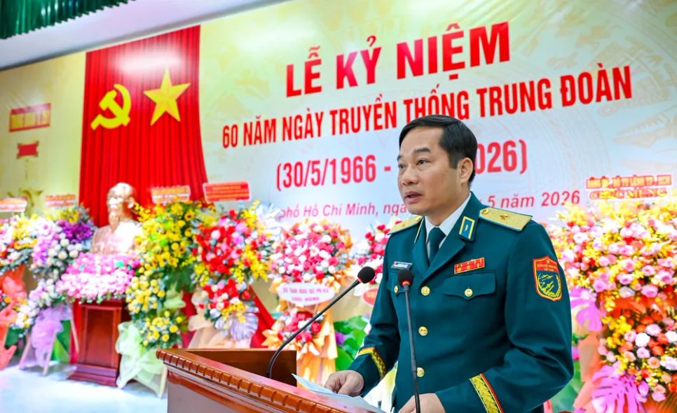 Thiếu tướng Nguyễn Huy Tuấn phát biểu tại lễ kỷ niệm Thiếu tướng Nguyễn Huy Tuấn phát biểu tại lễ kỷ niệm