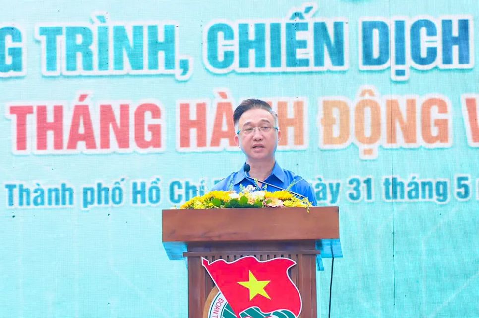 Đồng chí Đặng Minh Thông phát biểu tại buổi lễ. ẢNH CẨM TUYẾT