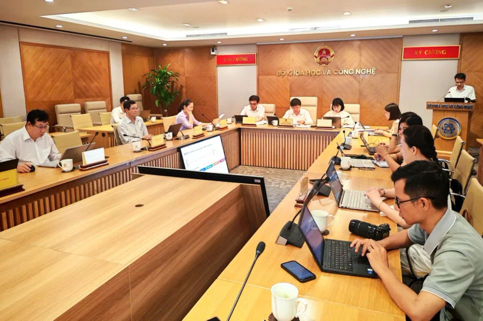 Quang cảnh cuộc họp báo. Ảnh: TRẦN BÌNH