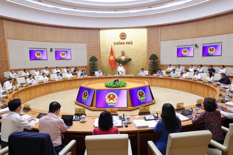 Thủ tướng Chính phủ Lê Minh Hưng chủ trì phiên họp Chính phủ thường kỳ đầu tiên của Chính phủ khóa XVI (tháng 4/2026). Ảnh: Nhật Bắc
